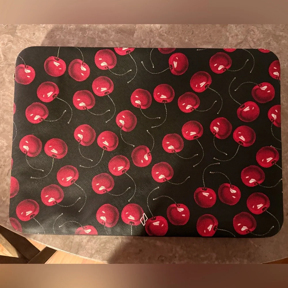 Cherrybomb - Laptop Sleeve